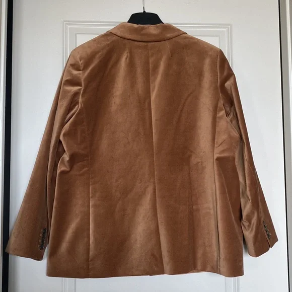 J.Crew Willa Blazer in Velvet - Picture 2 of 4